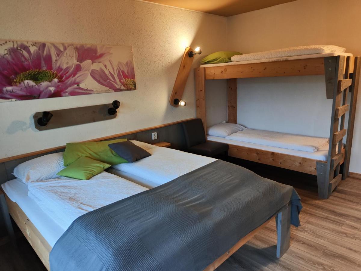 Der Engel Aparthotel Winterberg Exteriör bild